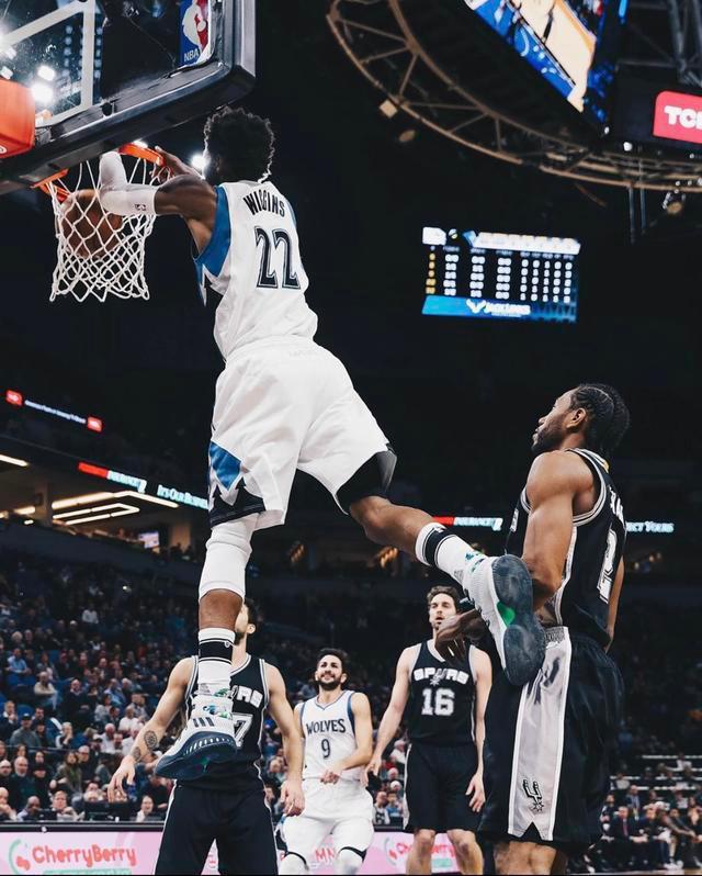 中期五人抱 中期五人抱